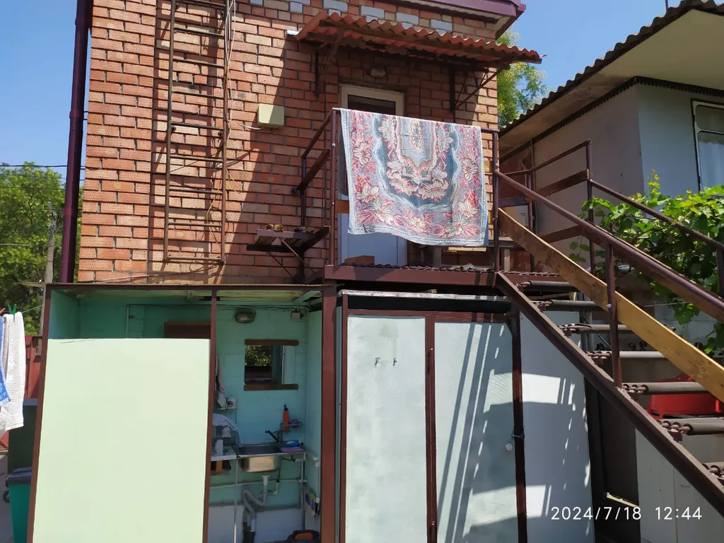 Изолированный 1-комнатный коттедж