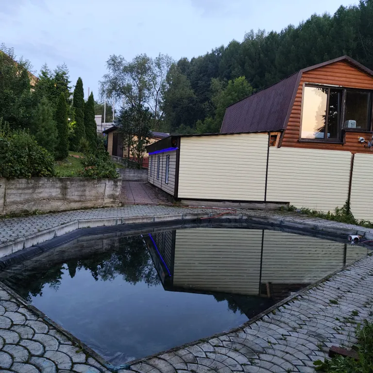 Коттедж Отдых в домике у леса (баня и джакузи входят в стоимость) — Кашира