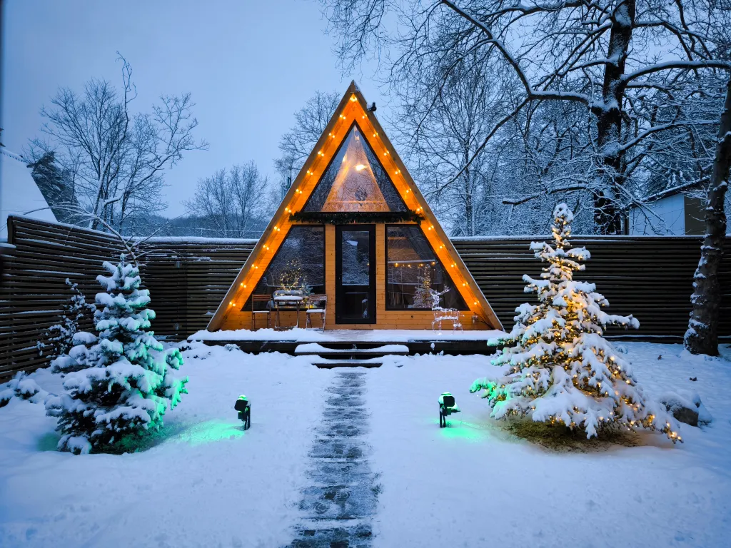 Коттедж Дом в стиле Афрейм Дача у Горы — аренда посуточно в Каменномостский