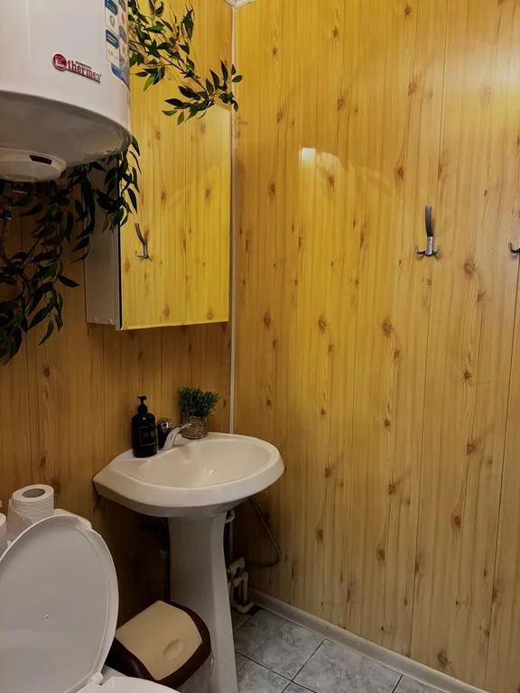 Дизайнерская квартира в деревенском доме в центре города