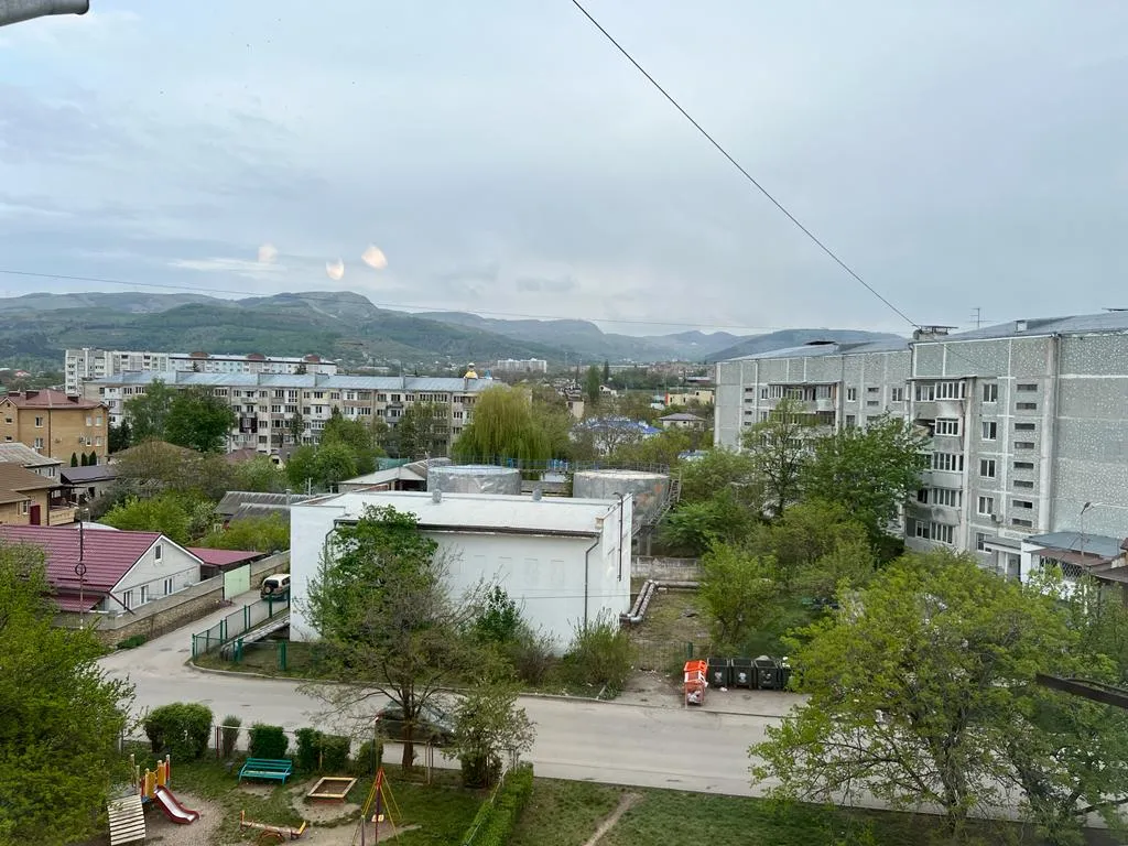 Уютная квартира с видом на горы в районе Нового озера