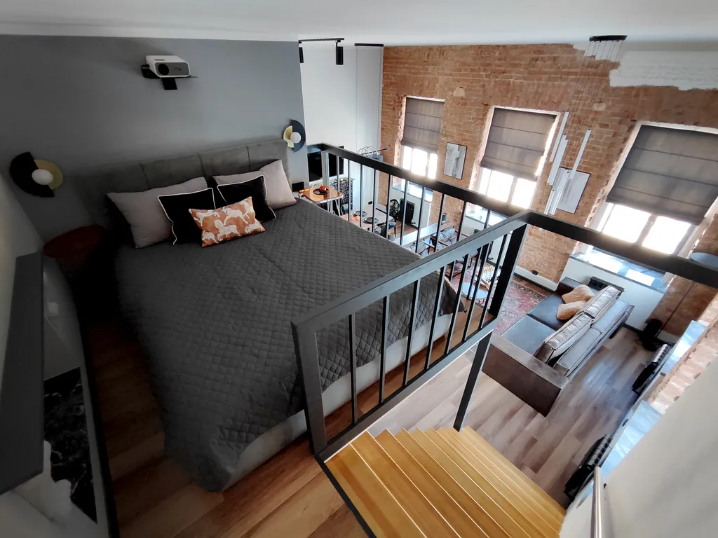 Лофт в историческом центре у реки