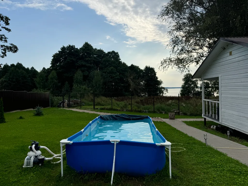 Комфортабельный дом на берегу озера Нарочь