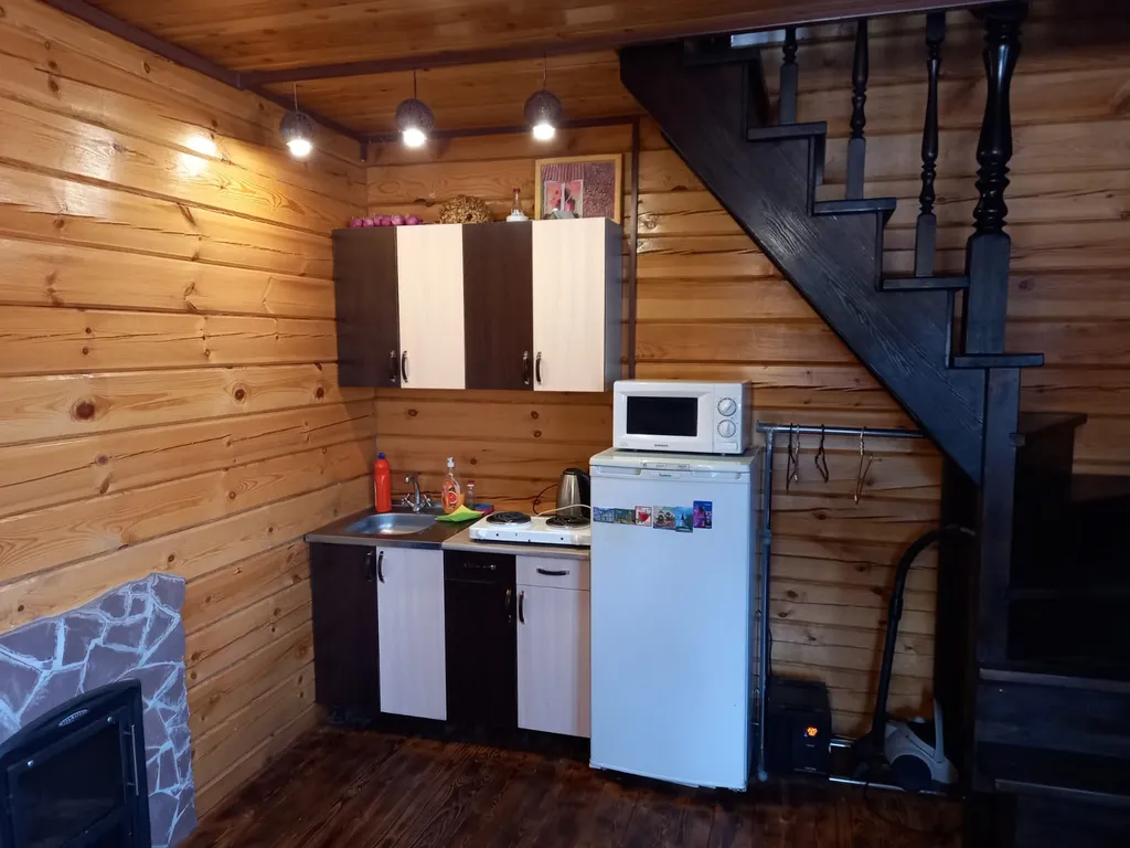 Дом с прудом в лесу, баня банный чан