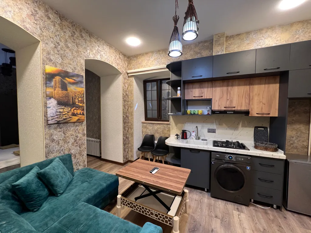 Апартамент в центральной исторической части Баку