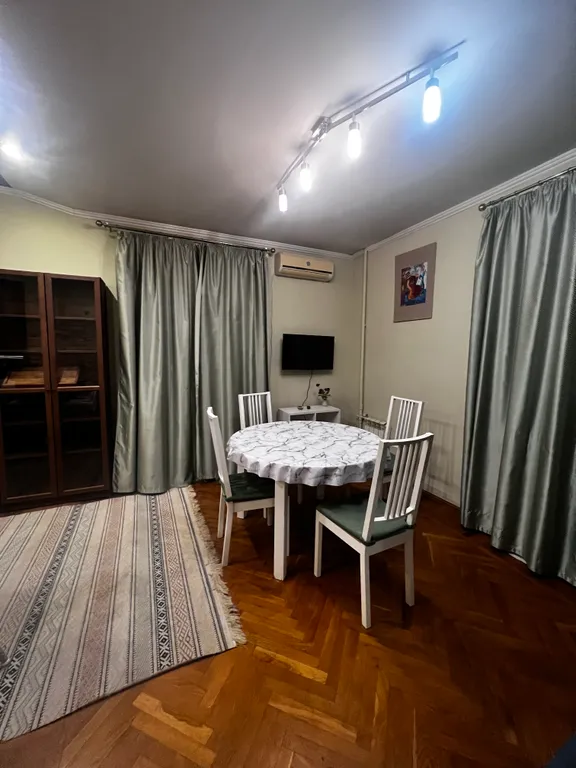 Трёхкомнатная квартира в центре