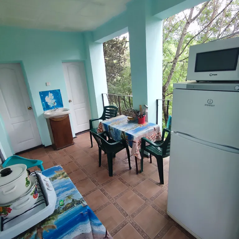 Часть дома в Профессорском уголке с отдельным входом на втором этаже