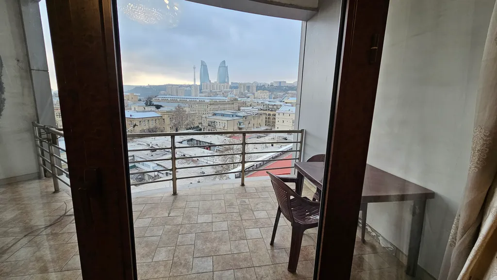 Квартира с видом на Пламенные Башни