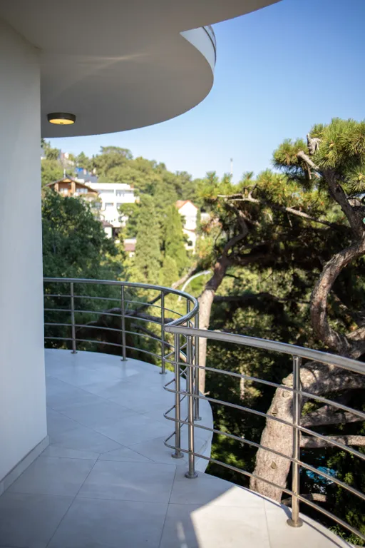 Дизайнерская 1-комнатная квартира в ЖК Дюльбер