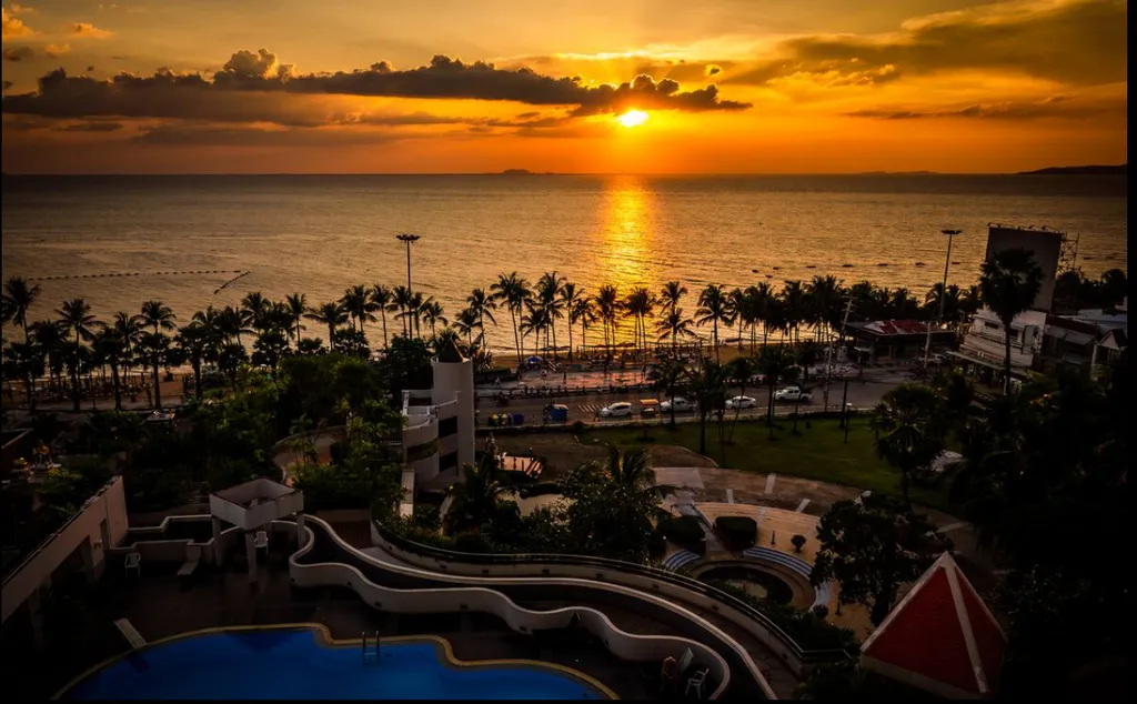 Студия с фронтальным видом на море, пляж Джомтьен