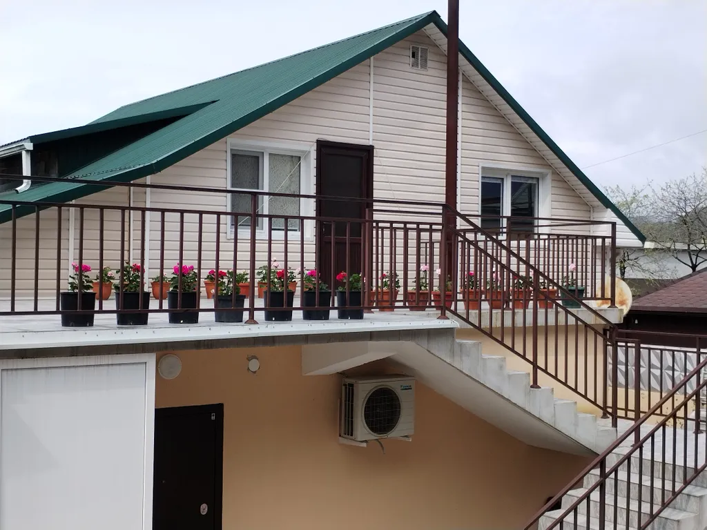 Коттедж Этаж под ключ у моря в Вардане — аренда посуточно в Вардане