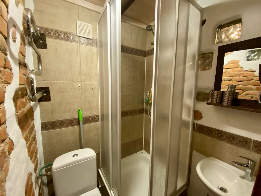 Дом для большой компании возле Мирского замка