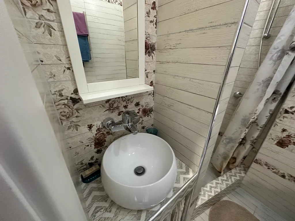 Уютная студия с видом на горы