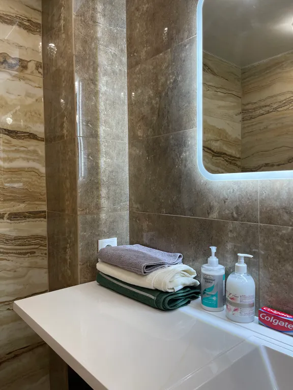 Шикарная квартира с джакузи в центре города