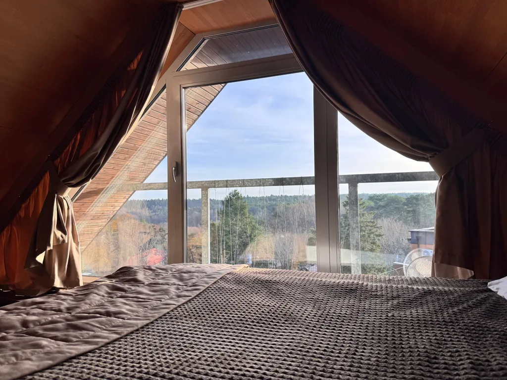 Эксклюзивная квартира в стиле лофт в элитном районе Светлогорска