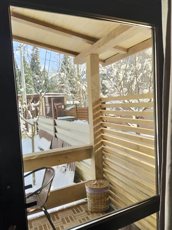 Дом-студия в стиле шале в центре