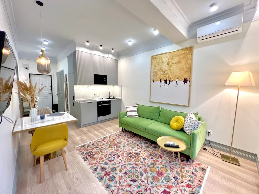 Солнечная квартира Конфетка