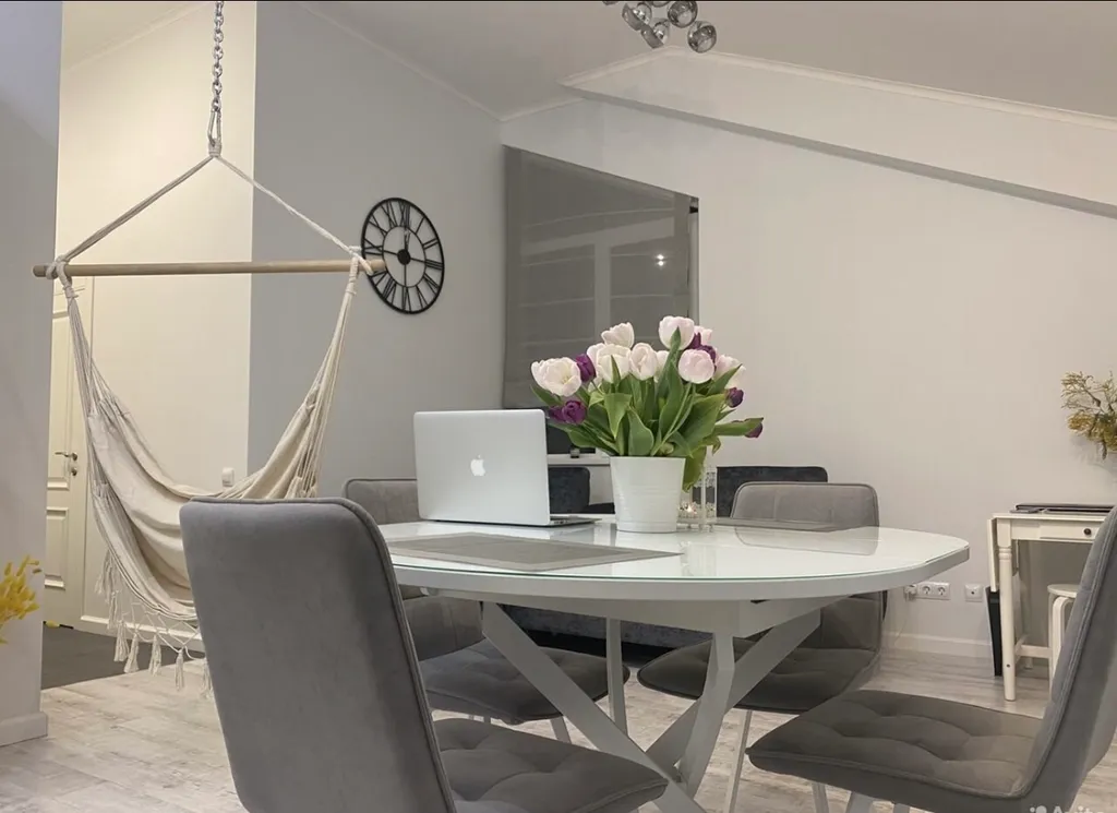 Гнездышко с видом на горы