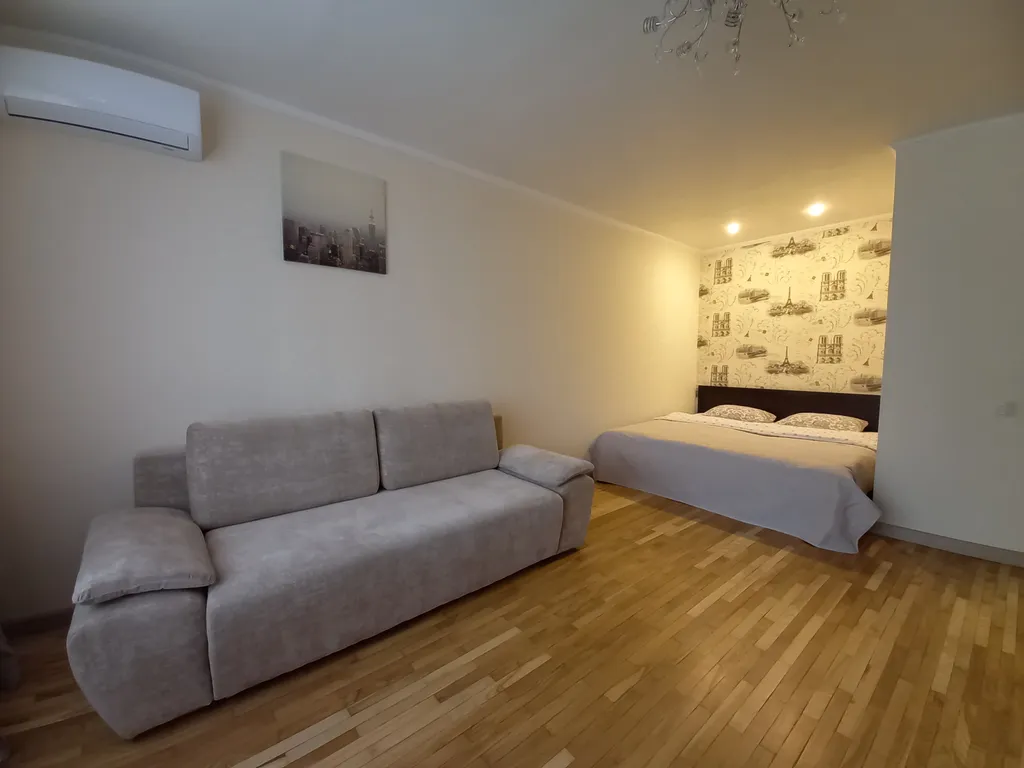 Уютная квартира около Ледового дворца — аренда посуточно в Гомель