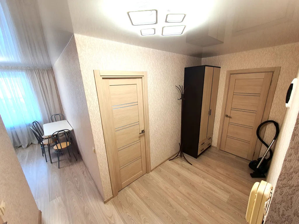 Отличная 2-комнатная квартира в 50 метрах от метро