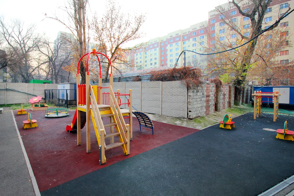 Квартира Elegant and spacious apt — Алматы