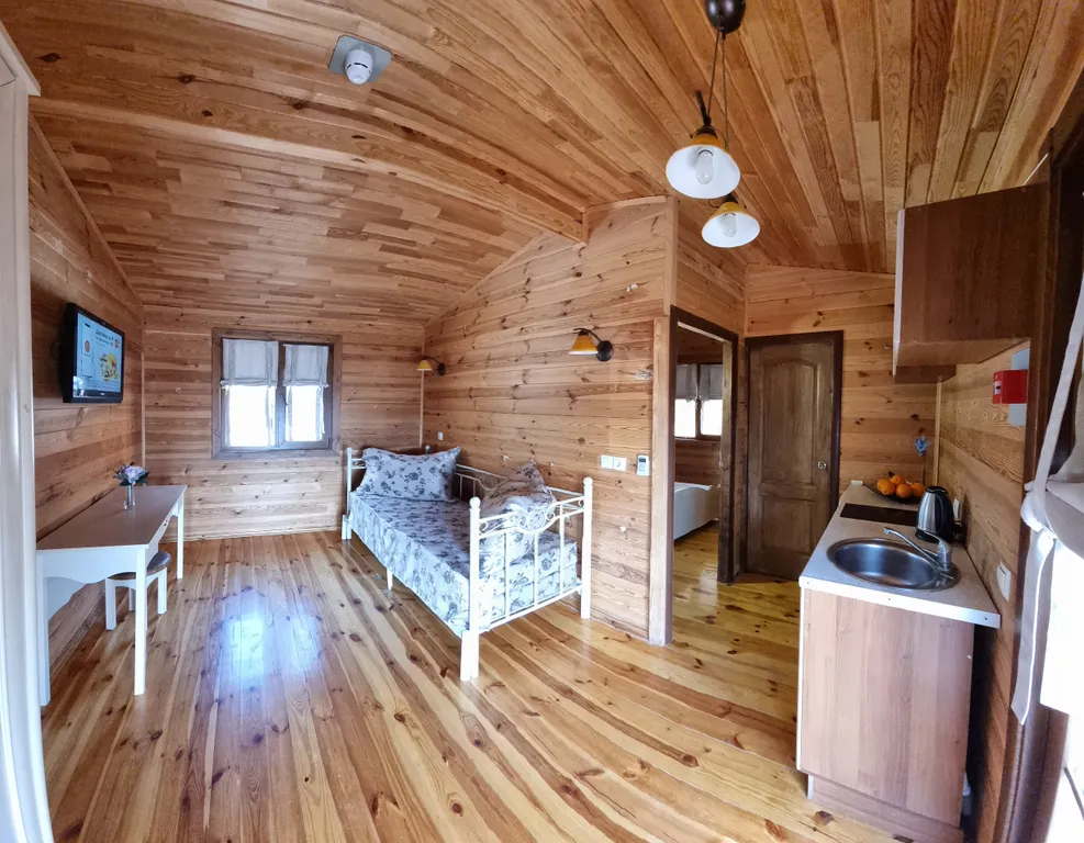 Коттедж ЭКО ВИЛЛА — аренда посуточно в Приветное