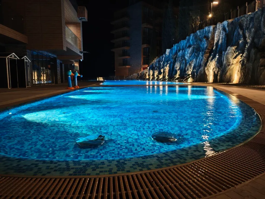 Двухкомнатный апартамент AURA