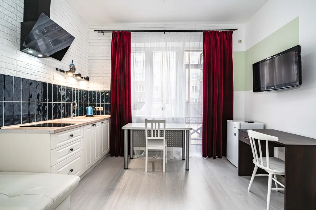 Апартамент балтатлантик в стиле кабинет