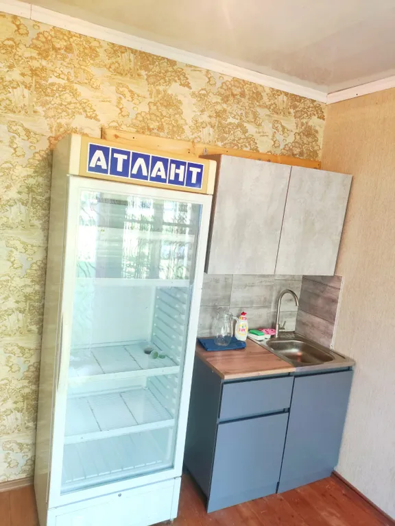 Коттедж Семейный коттедж в саду с видом на горы — Рапица