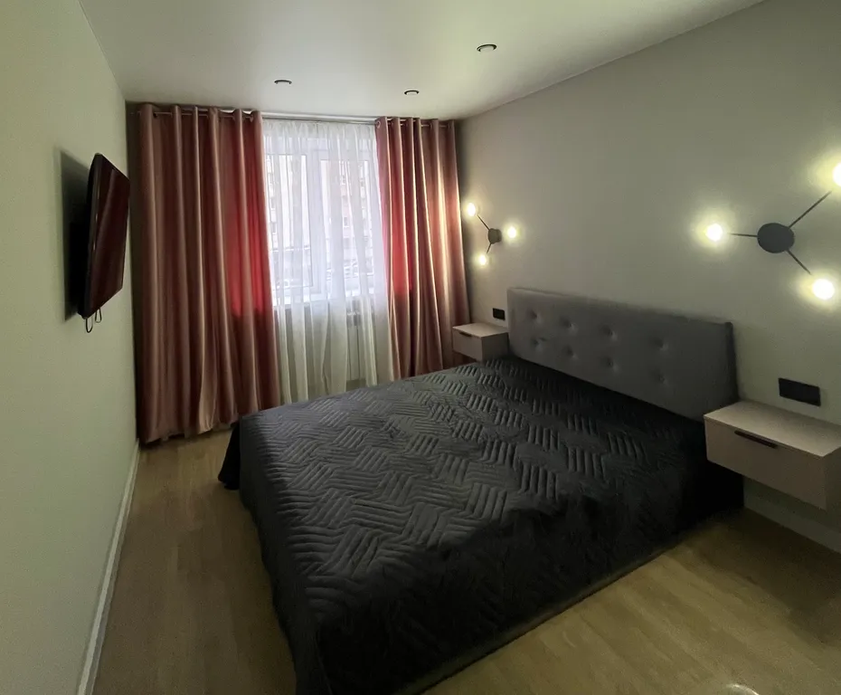 Уютная квартира рядом с Петропавловскими прудами