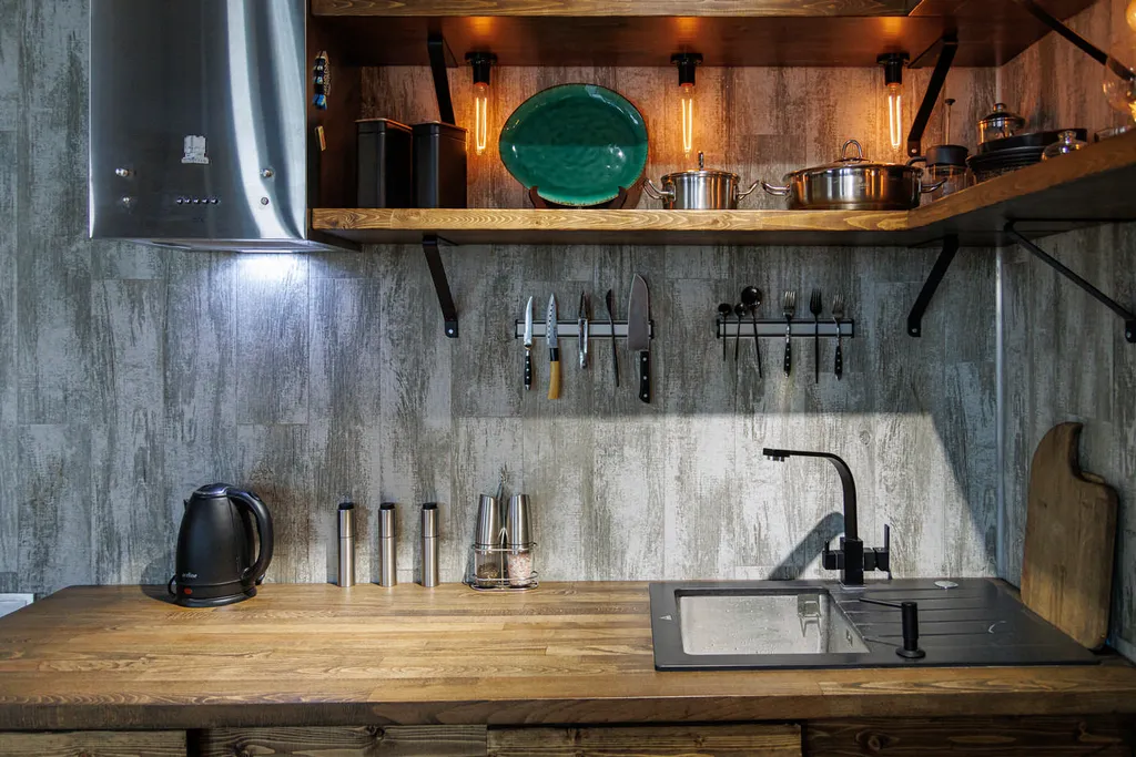 Konigloft XII уютная квартира-студия с проектором и винилом