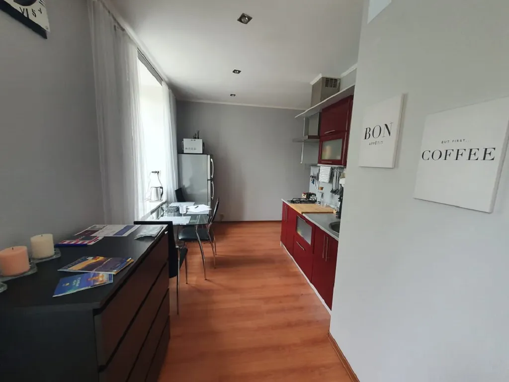 Светлая студия в центре