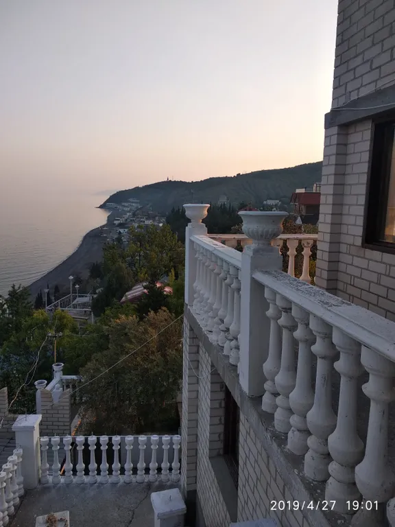 Коттедж 2-комнатный Дом — аренда посуточно в Рыбачье