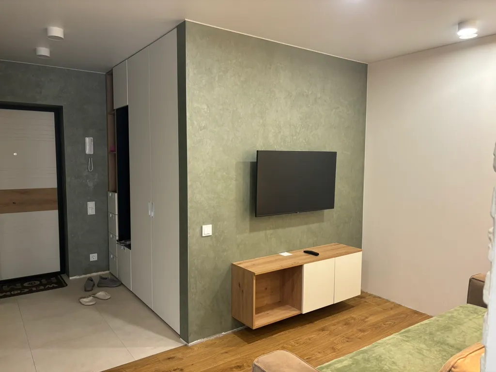 Студия в новом доме, центр