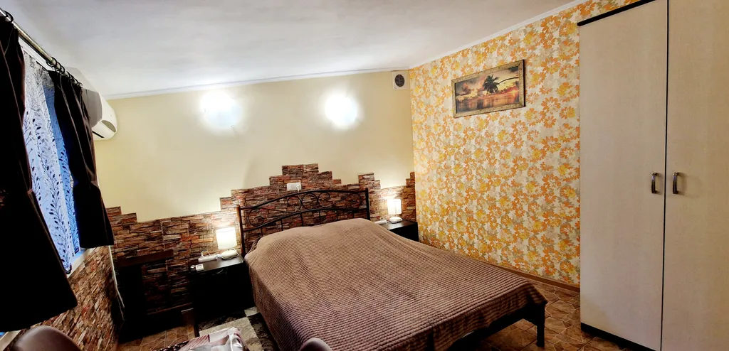 Коттедж Домик-студия с двориком — аренда посуточно в Симеиз