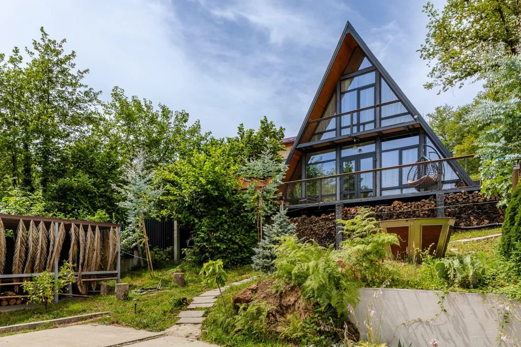 A-frame Gorny Eucalypt