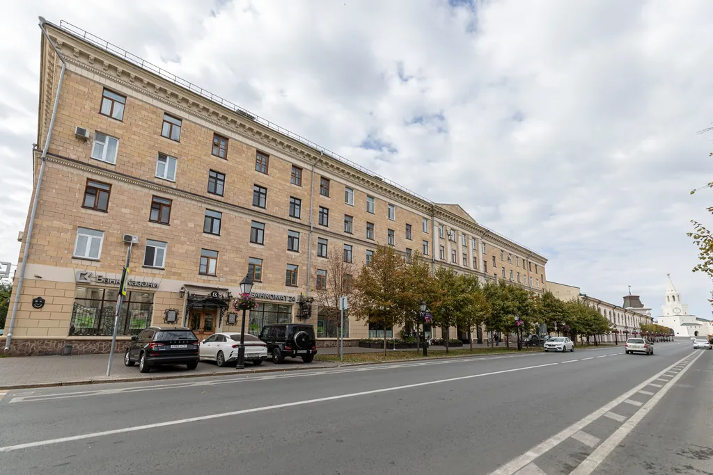 3 комнатная квартира в 100 метрах от Кремля