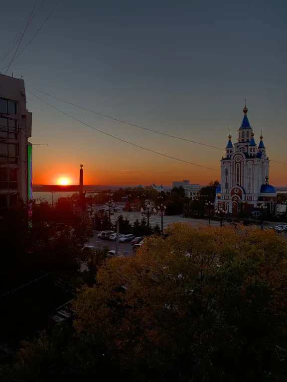 Студия Лофт с гамаком в центре с видом на Комсомольскую площадь