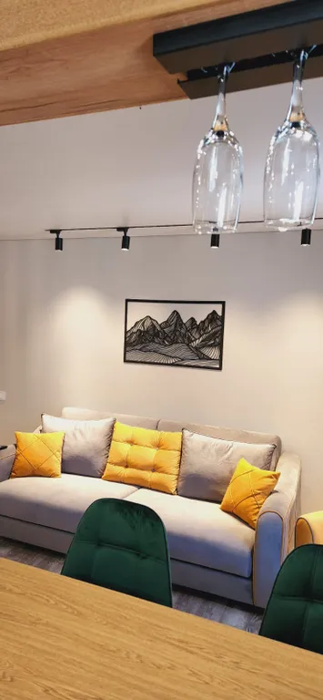 Дизайнерская квартира с видом на горы