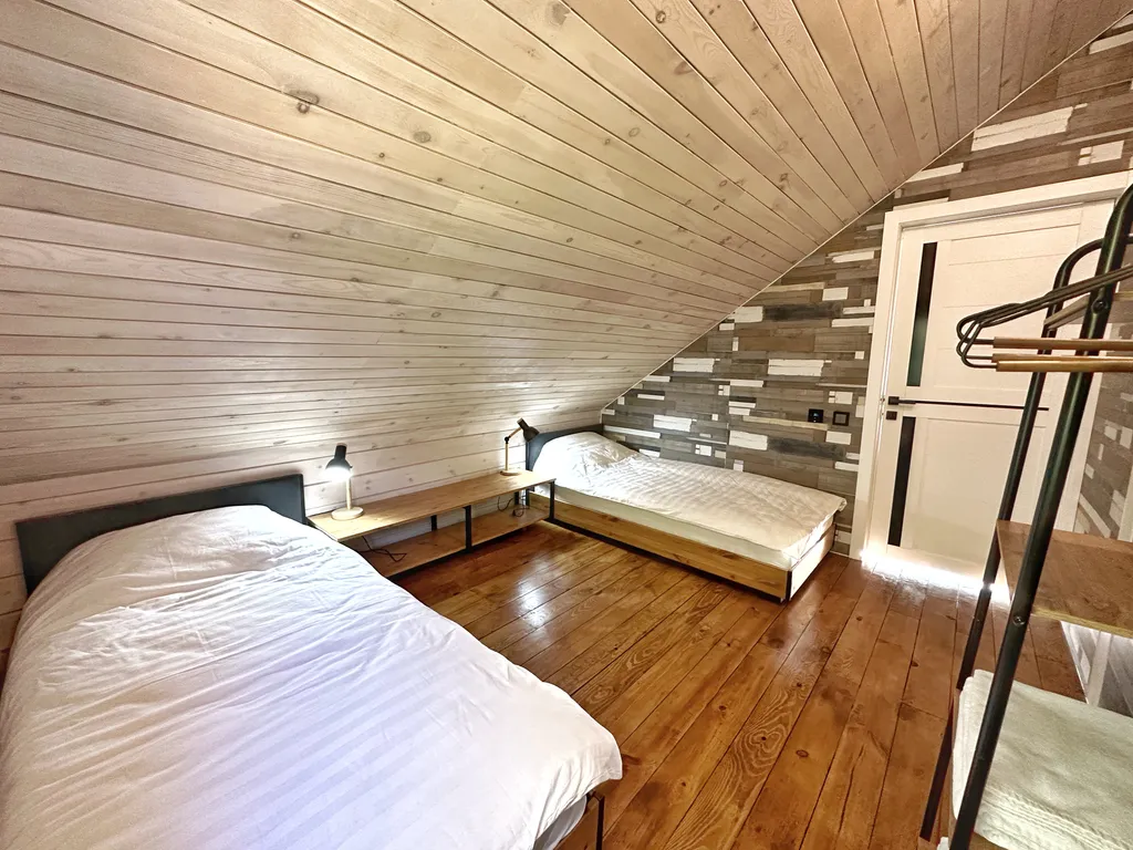 Шале с видом на бухту и вулкан