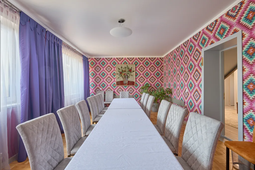 7-комнатный Дом