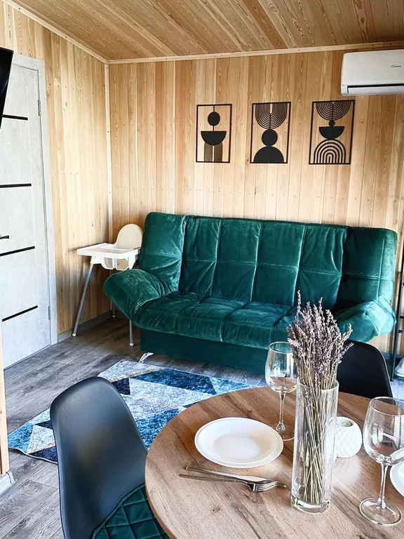 Уютный дом в лесу