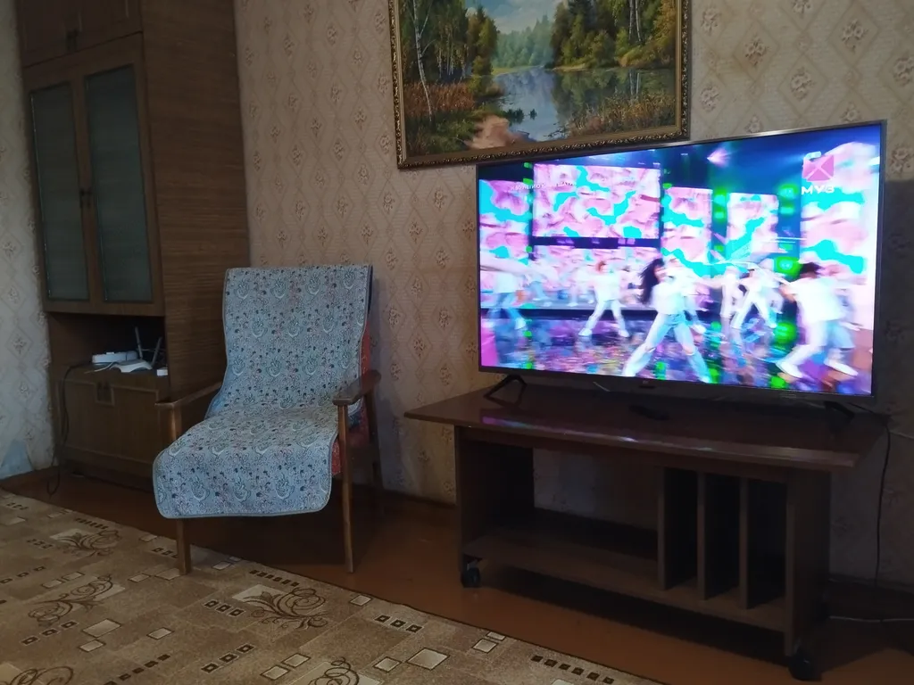 Уютный домик около Деревянного зодчества