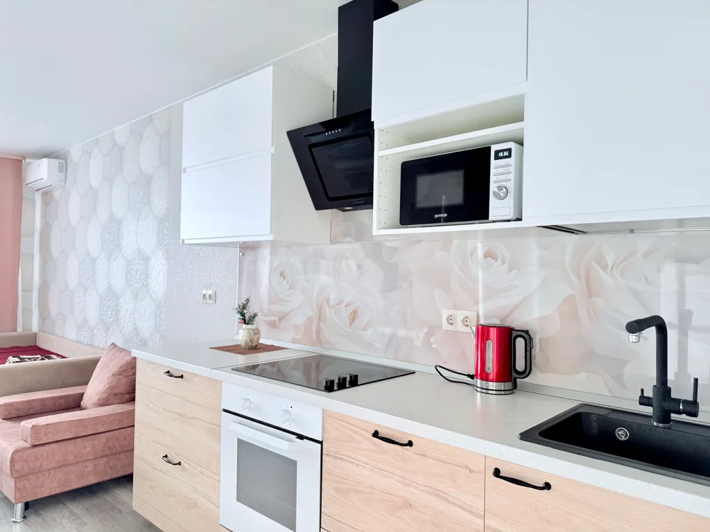 Уютная квартира-студия — аренда посуточно в Тюмень