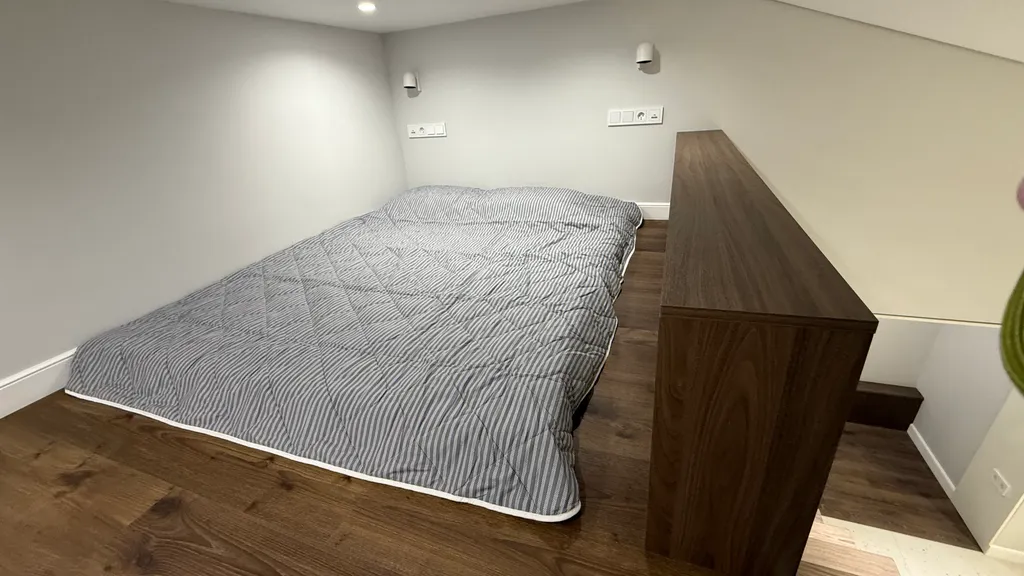 Двухуровневая квартира для семьи или компании с видом на горы