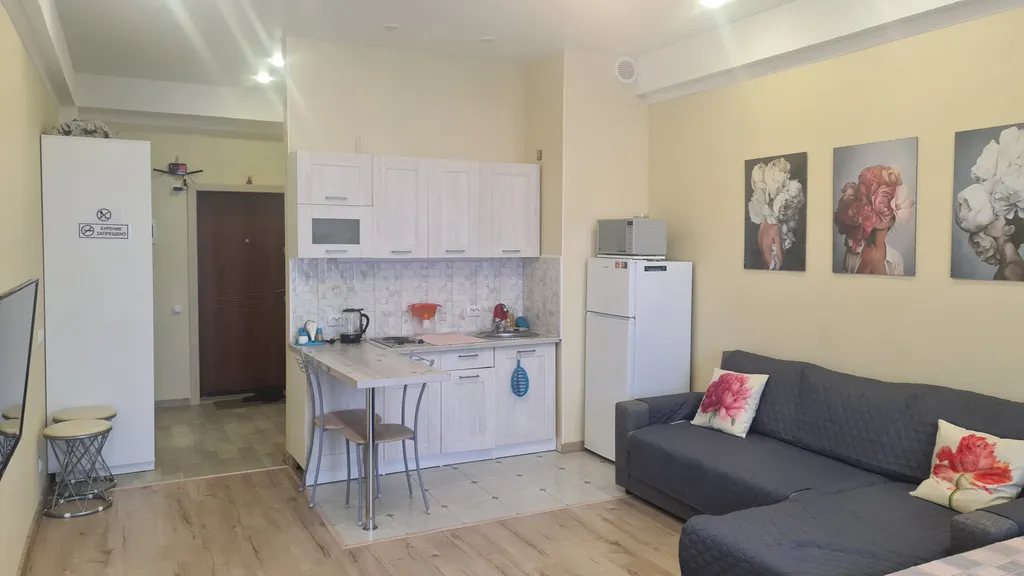 Уютная квартира с видом на море, в 15 минутах ходьбы от пляжа Интурист