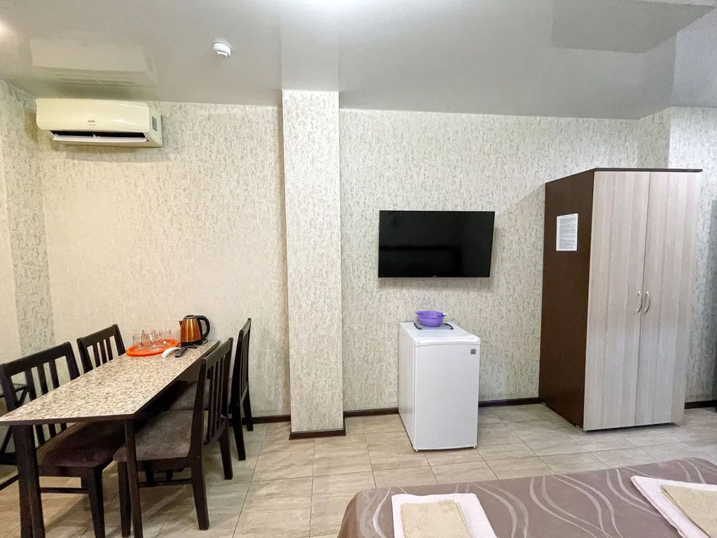 Квартира Квартира Четырехместный номер с балконом и видом на море — Лазаревское