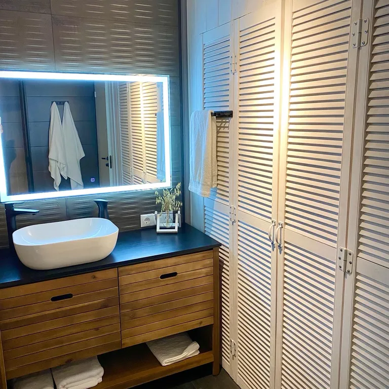 Коттедж Уютный дом Дача лесная с террасой и грилем возле леса с водохранилищем — Логиново