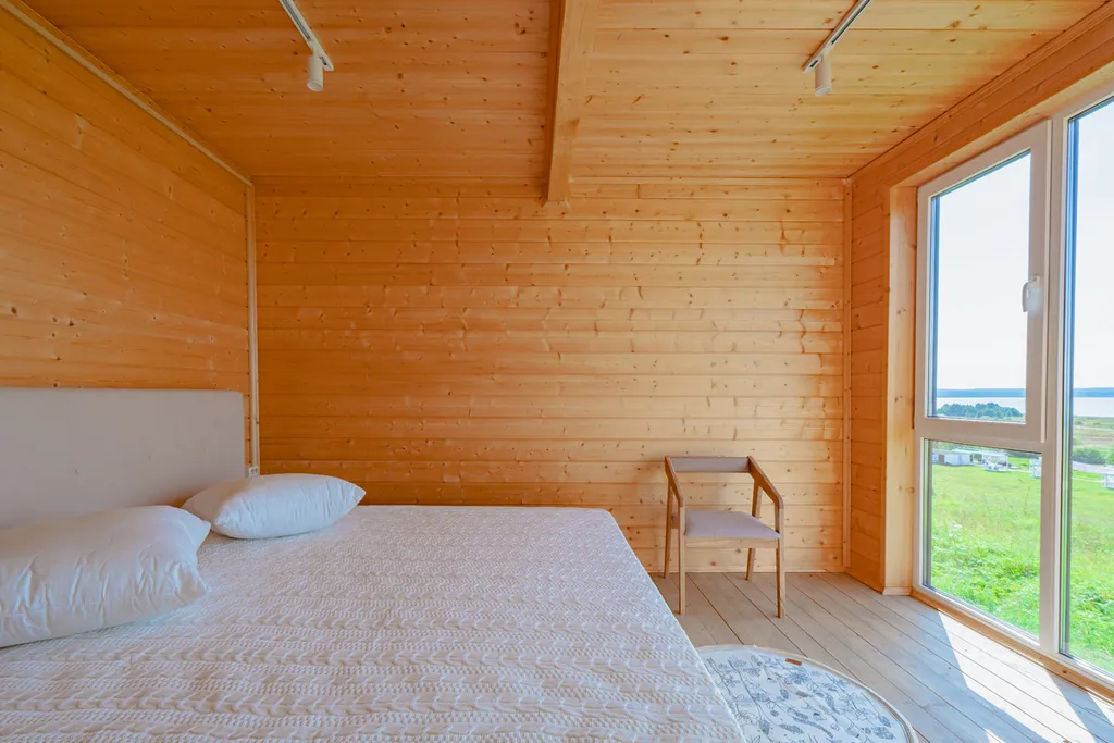 Малый дом с панорамным видом на озеро