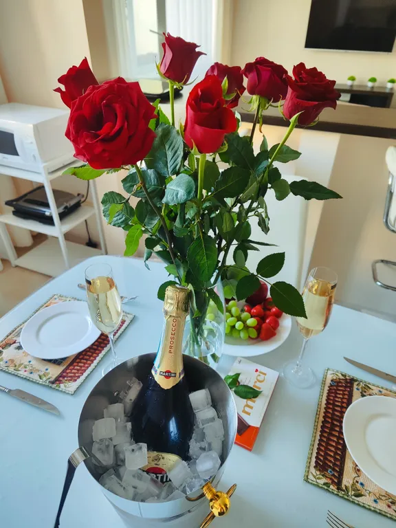 Квартира с камином у леса